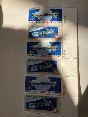 Apollo Soyuz 1975 Commemorative US Postage Stamps - Blue